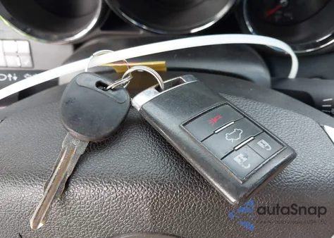 2011 Cadillac Cts Performance z USA, uszkodzony, nr VIN 1G6DL5EYXB0100827